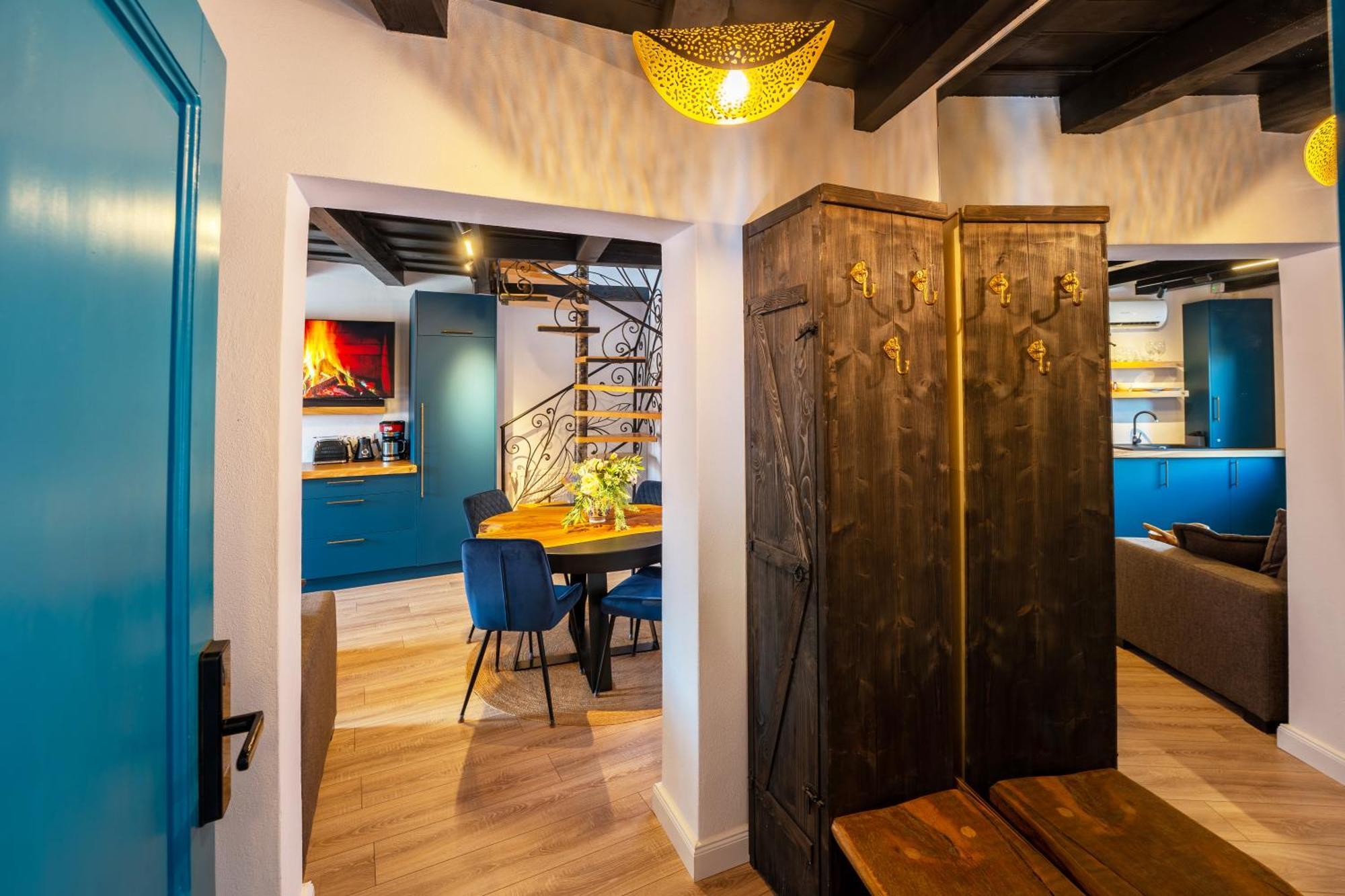 Casa Albastra By Casa Otto Apartment Sighisoara Ngoại thất bức ảnh