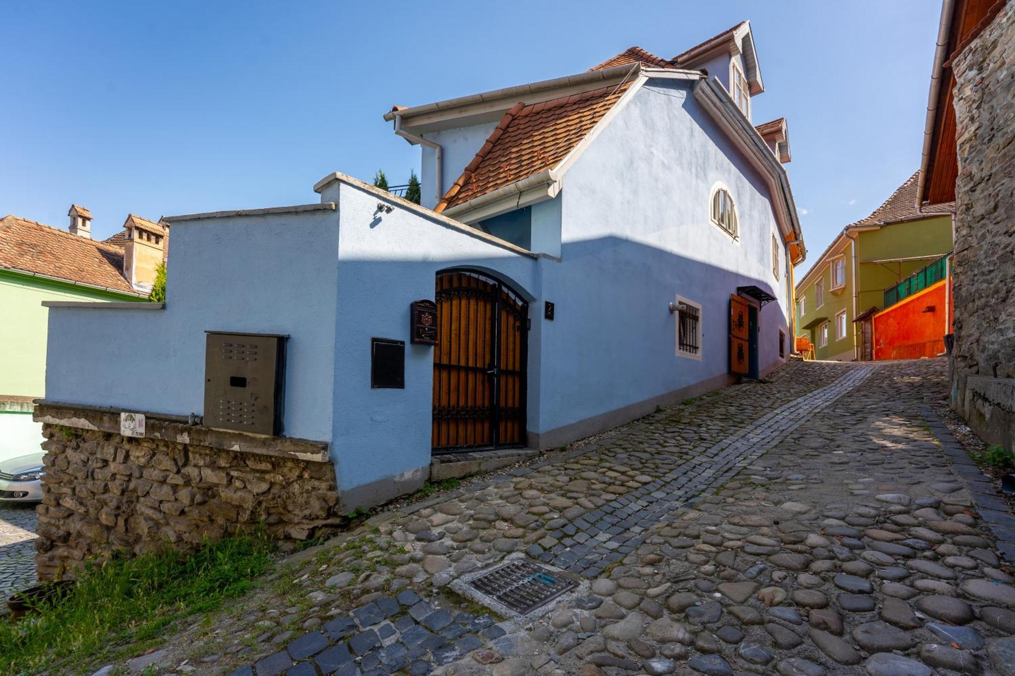 Casa Albastra By Casa Otto Apartment Sighisoara Ngoại thất bức ảnh