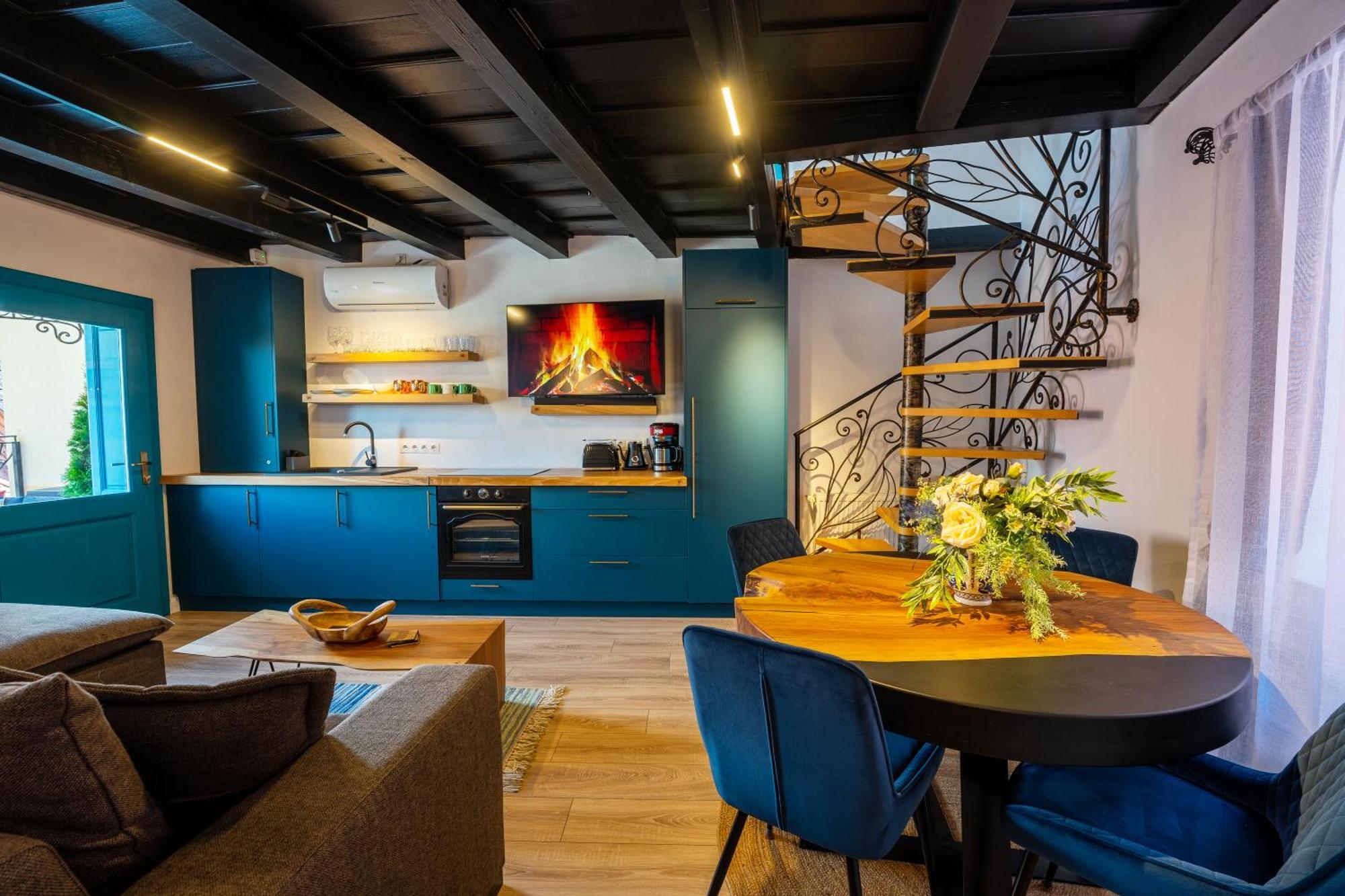 Casa Albastra By Casa Otto Apartment Sighisoara Ngoại thất bức ảnh